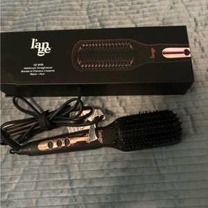 Hairbrush straightener